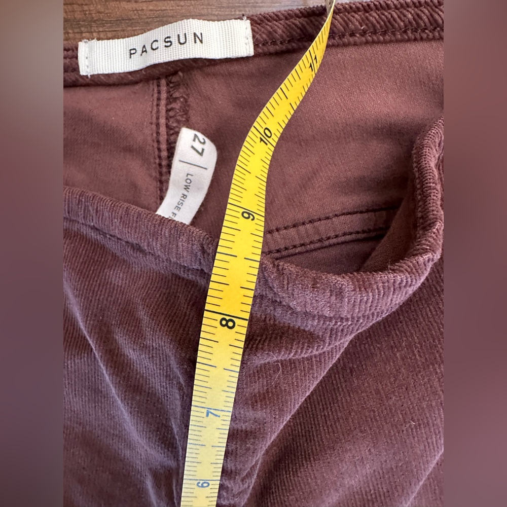 Pacsun Brown Corduroy Low Rise
Flare Pants size 27 great condition side zip - Picture 12 of 17